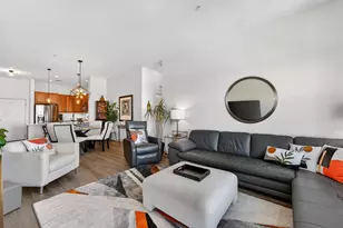 3930 S Lake Dr, Saint Francis, WI 53235 - Photo 13