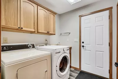 1392  Rosewood Trl, Onalaska, WI 54650 - Photo 7