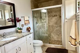 6183 S 40th St, Greenfield, WI 53221 - Photo 27