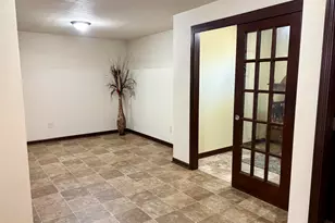 6183 S 40th St, Greenfield, WI 53221 - Photo 41