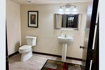 6183 S 40th St, Greenfield, WI 53221 - Photo 39