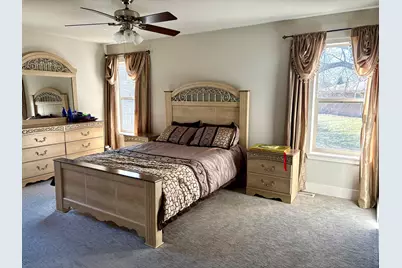 6183 S 40th St, Greenfield, WI 53221 - Photo 25