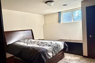 6183 S 40th St, Greenfield, WI 53221 - Photo 43