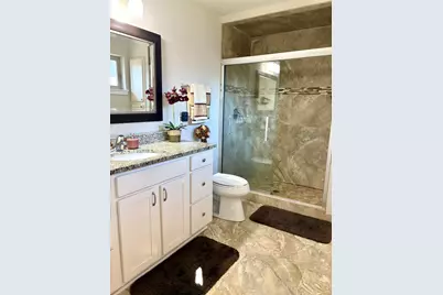 6183 S 40th St, Greenfield, WI 53221 - Photo 27