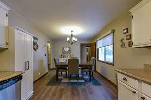 1370 S 122nd St, West Allis, WI 53214 - Photo 13