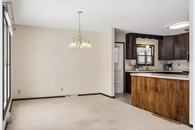 703  Hanson Ct, Onalaska, WI 54650 - Photo 7