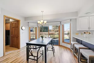 858 Laureate Dr, Pewaukee, WI 53072 - Photo 13