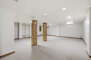 858 Laureate Dr, Pewaukee, WI 53072 - Photo 29