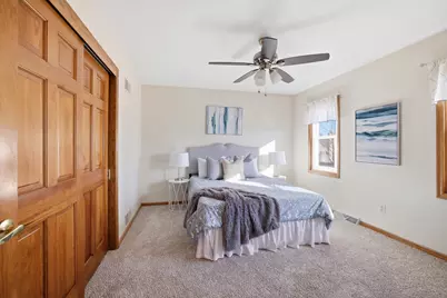 858  Laureate Dr, Pewaukee, WI 53072 - Photo 25