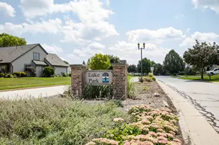 858 Laureate Dr, Pewaukee, WI 53072 - Photo 39