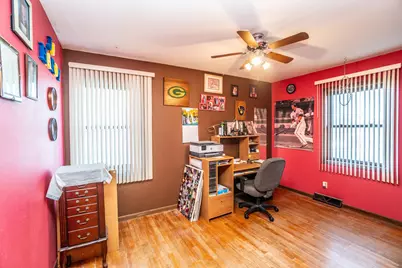 1511  Roosevelt Dr, West Bend, WI 53090 - Photo 9