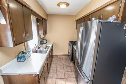 1511  Roosevelt Dr, West Bend, WI 53090 - Photo 7