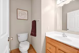 2418 Fox River Pkwy, Waukesha, WI 53189 - Photo 13