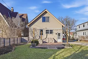 8223 Portland Ave, Wauwatosa, WI 53213 - Photo 25