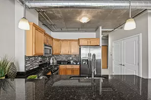 102 N Water St, Milwaukee, WI 53202 - Photo 9