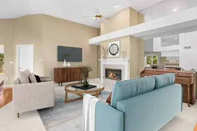 W173N8035  Shady Ln, Menomonee Falls, WI 53051 - Photo 5