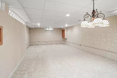 W173N8035  Shady Ln, Menomonee Falls, WI 53051 - Photo 41