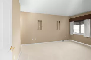 W173N8035 Shady Ln, Menomonee Falls, WI 53051 - Photo 13