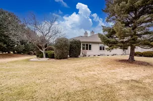 W173N8035 Shady Ln, Menomonee Falls, WI 53051 - Photo 47