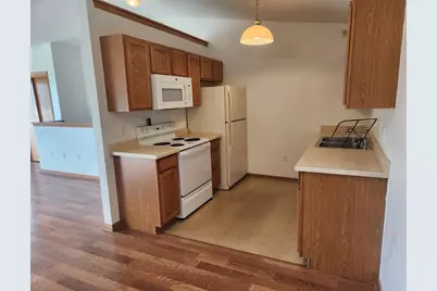 2660  11th Pl #402, Somers, WI 53140 - Photo 9