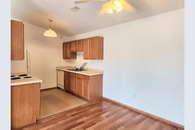 2660  11th Pl #402, Somers, WI 53140 - Photo 7