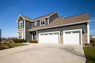 w198n5020 Hickory St, Menomonee Falls, WI 53051 - Photo 11