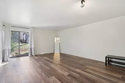 9169 N 70th St #5, Milwaukee, WI 53223 - Photo 3