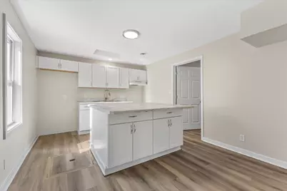 213  Maria St, Waukesha, WI 53188 - Photo 7