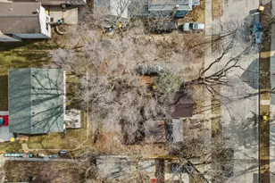 213 Maria St, Waukesha, WI 53188 - Photo 39