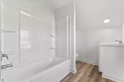 213  Maria St, Waukesha, WI 53188 - Photo 23