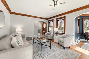 4639 N Larkin St, Whitefish Bay, WI 53211 - Photo 9