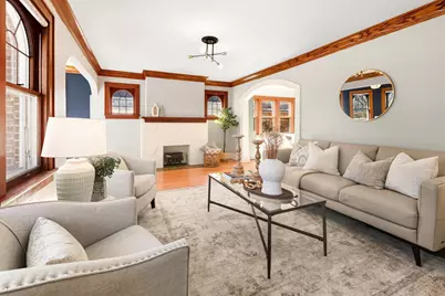 4639 N Larkin St, Whitefish Bay, WI 53211 - Photo 5