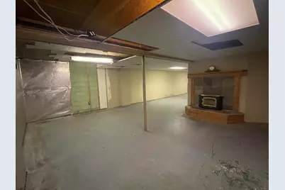 735  Sunset Dr, Plymouth, WI 53073 - Photo 11