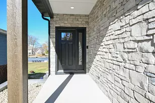 30248 Forest Dr, Burlington, WI 53105 - Photo 5