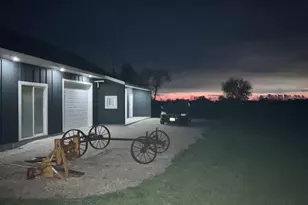 9207 Middle Rd, Manitowoc Rapids, WI 54220 - Photo 23