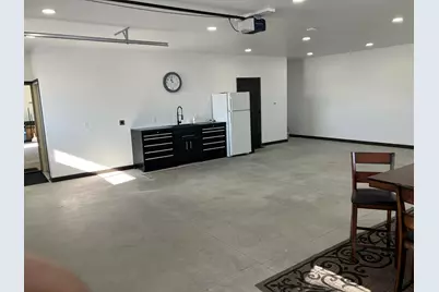 9207  Middle Rd, Manitowoc Rapids, WI 54220 - Photo 9