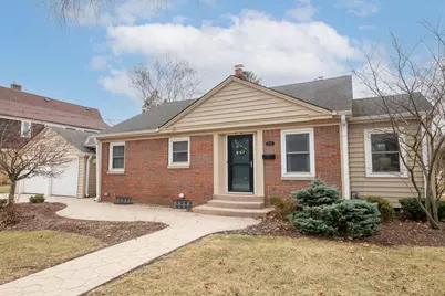 2235 N 83rd St, Wauwatosa, WI 53213 - Photo 25