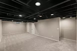 N27W26457 Christian Ct, Pewaukee, WI 53072 - Photo 27