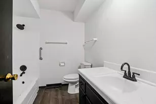 8610 W Potomac Ave, Milwaukee, WI 53225 - Photo 15