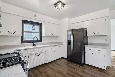 8610 W Potomac Ave, Milwaukee, WI 53225 - Photo 3