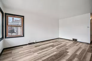 8610 W Potomac Ave, Milwaukee, WI 53225 - Photo 5