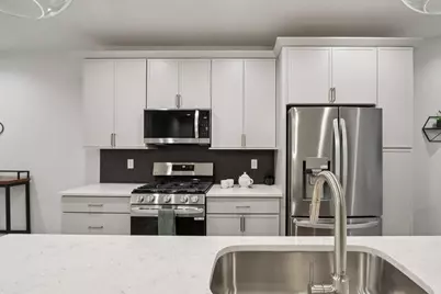 405  Falcon Ridge Dr #13, Burlington, WI 53105 - Photo 7