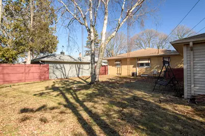 5224  38th Ave, Kenosha, WI 53144 - Photo 5