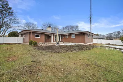 4309  Canterbury Ln, Racine, WI 53403 - Photo 37