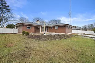 4309 Canterbury Ln, Racine, WI 53403 - Photo 37