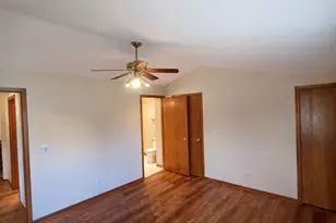 112 E Freistadt Rd, Thiensville, WI 53092 - Photo 9