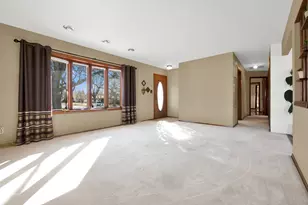 2604 E Birchwood Ave, Cudahy, WI 53110 - Photo 7