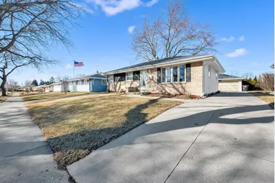 2604 E Birchwood Ave, Cudahy, WI 53110 - Photo 19