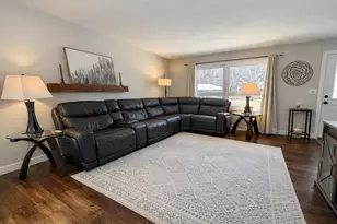 1203 N 14th Ave, West Bend, WI 53090 - Photo 5