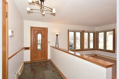 3182 N 96th St, Milwaukee, WI 53222 - Photo 9